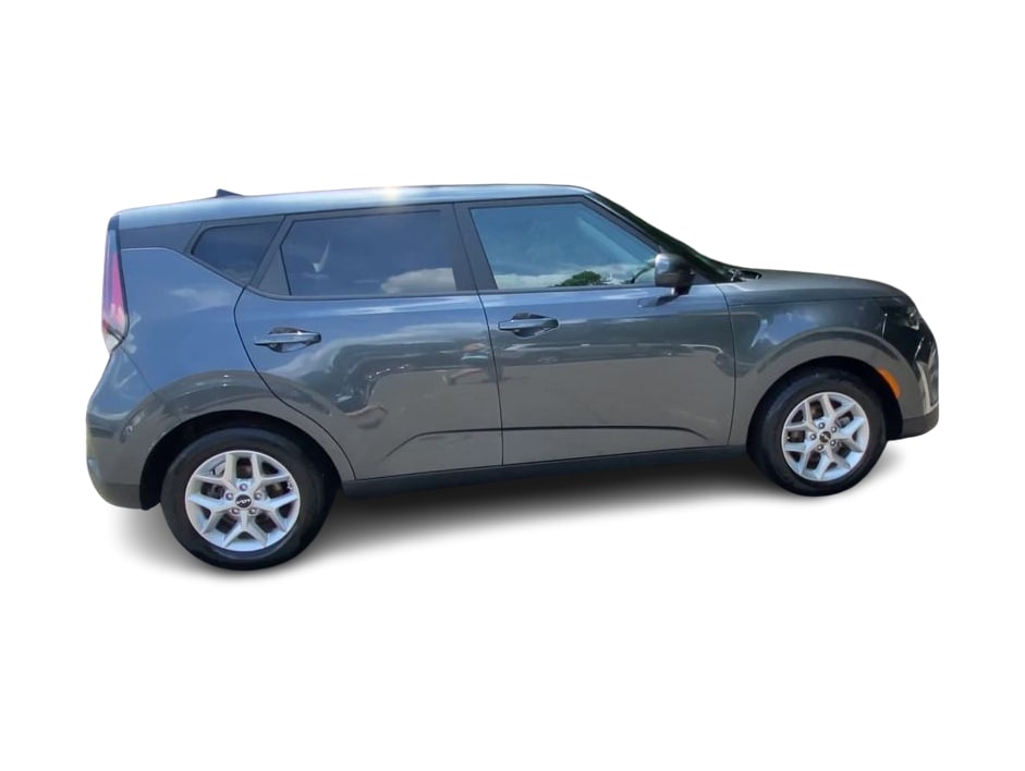 Thumbnail: 2023 Kia Soul - 16