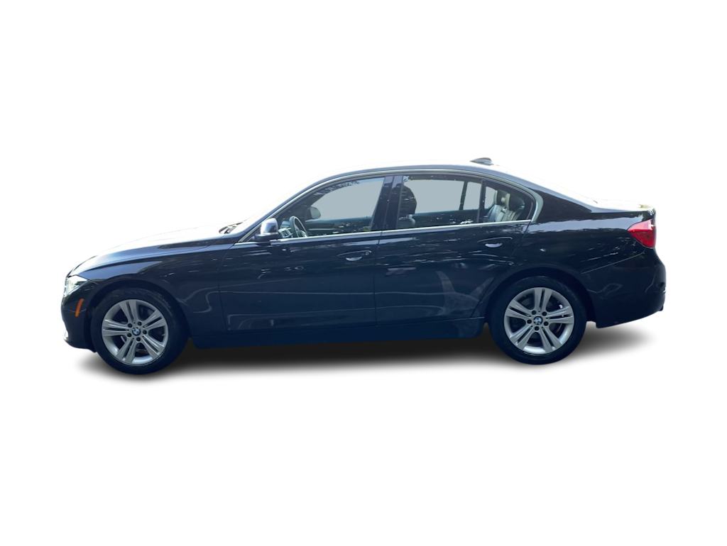 Thumbnail: 2018 BMW 3 Series - 3