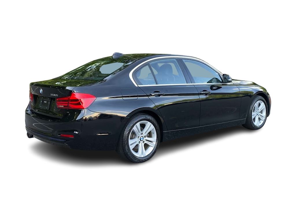 Thumbnail: 2018 BMW 3 Series - 22