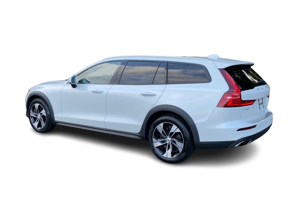 Thumbnail: 2020 Volvo V60 - 4