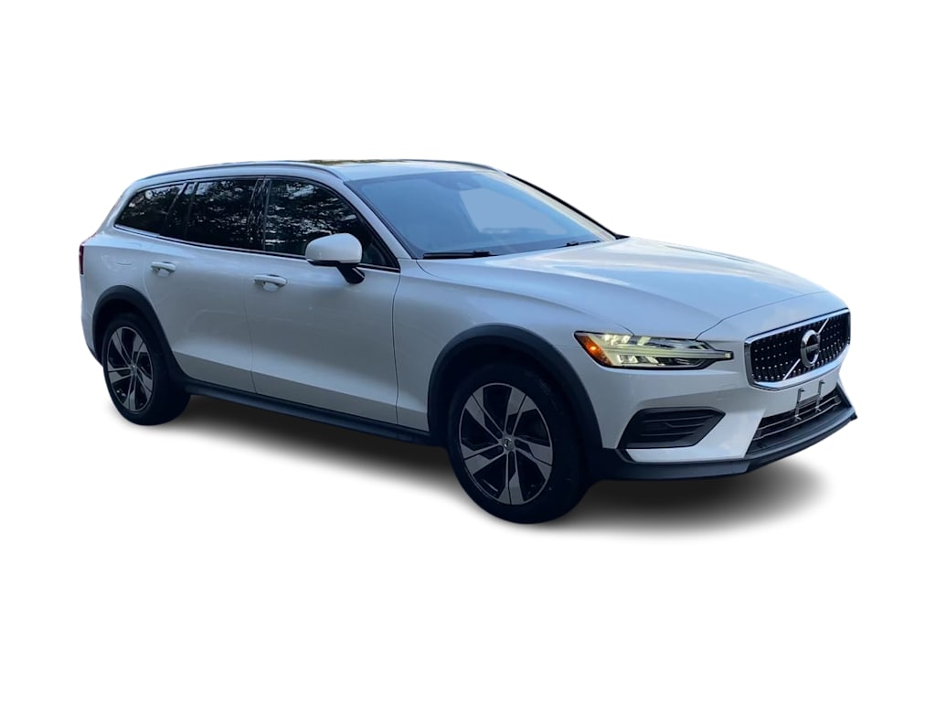 Thumbnail: 2020 Volvo V60 - 21