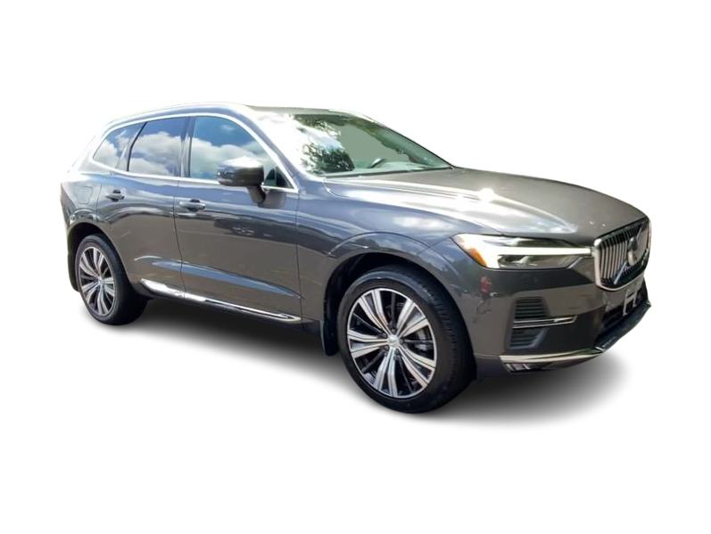 Thumbnail: 2022 Volvo XC60 - 18