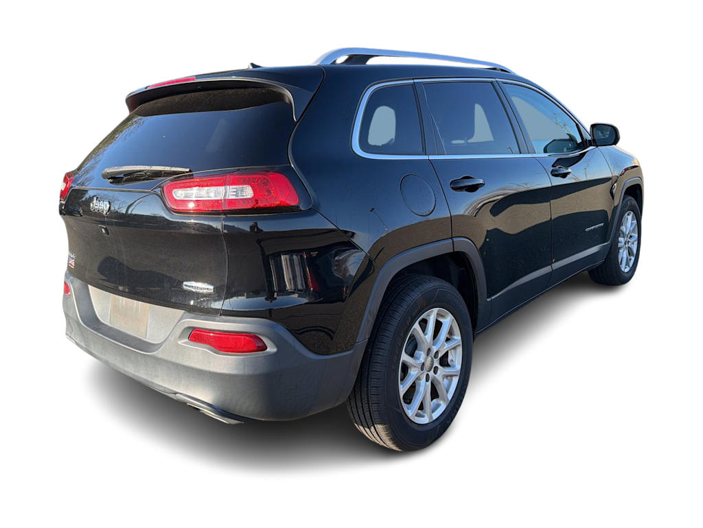 Thumbnail: 2018 Jeep Cherokee - 14