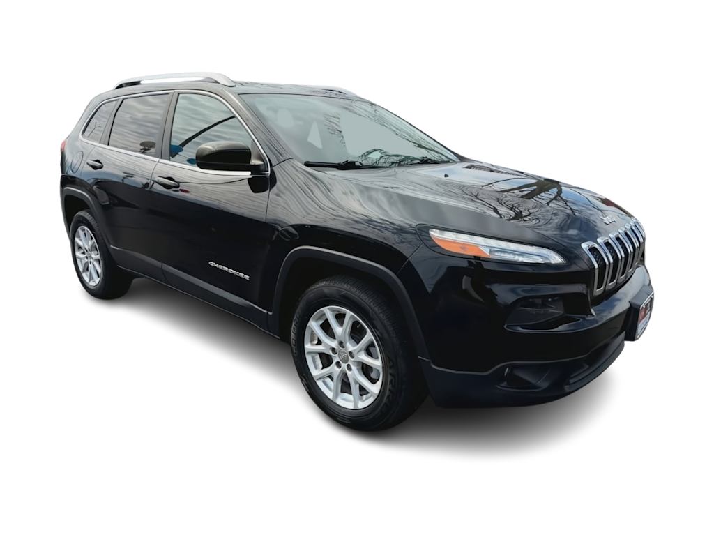Thumbnail: 2018 Jeep Cherokee - 21