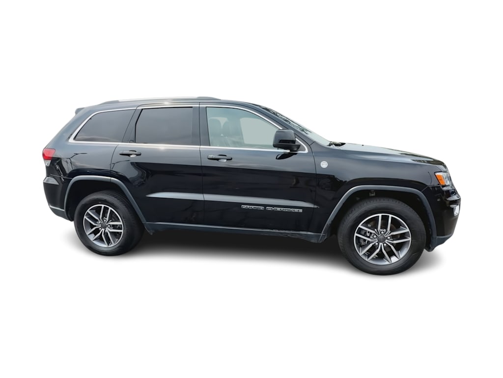 Thumbnail: 2020 Jeep Grand Cherokee - 23