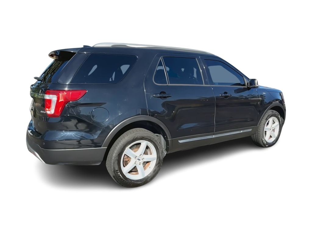 Thumbnail: 2017 Ford Explorer - 23