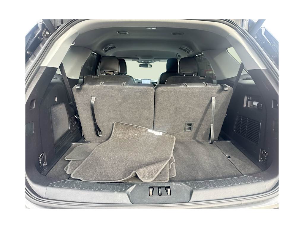 Thumbnail: 2022 Ford Explorer - 17