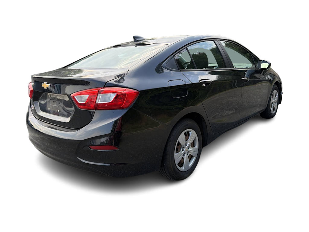 Thumbnail: 2017 Chevrolet Cruze - 13