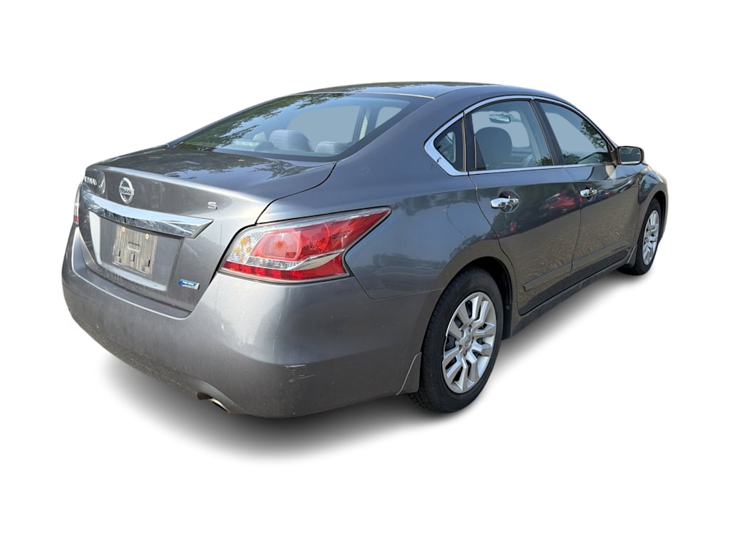 Thumbnail: 2014 Nissan Altima - 14