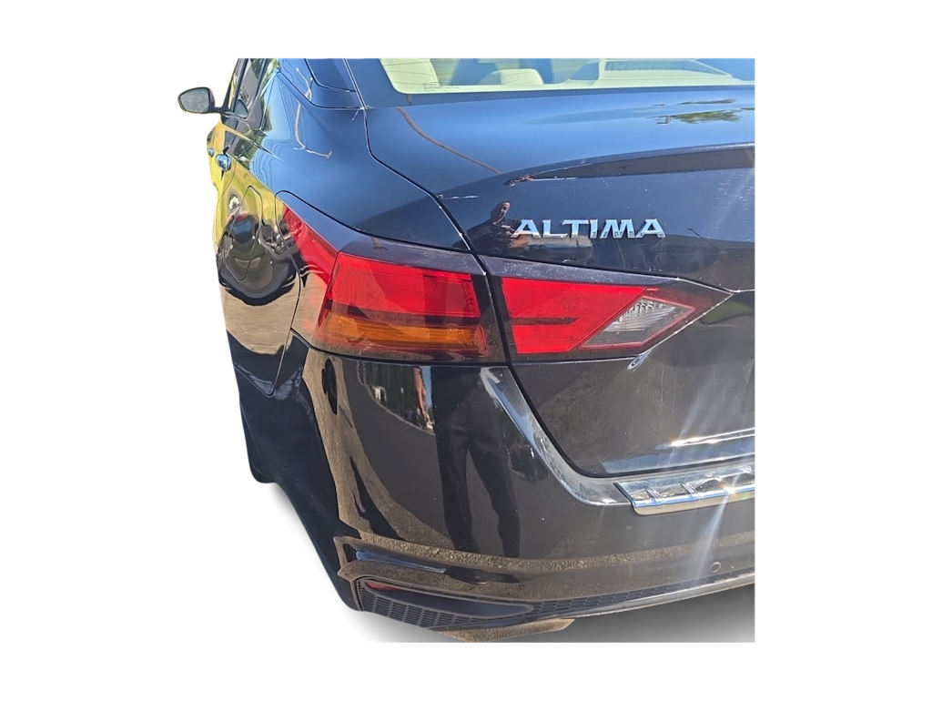 Thumbnail: 2021 Nissan Altima - 17