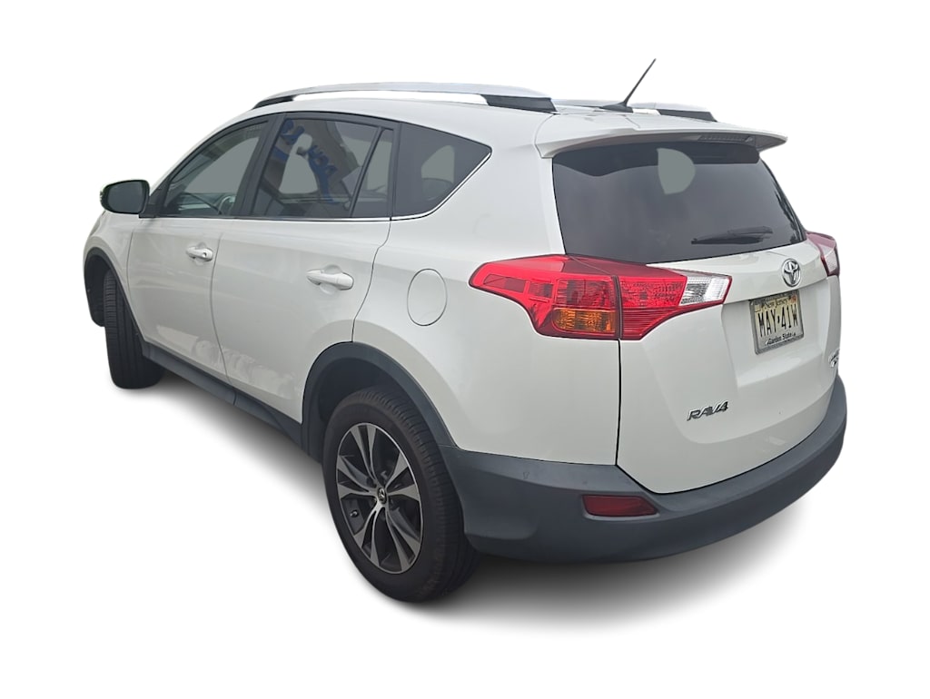 Thumbnail: 2015 Toyota RAV4 - 3