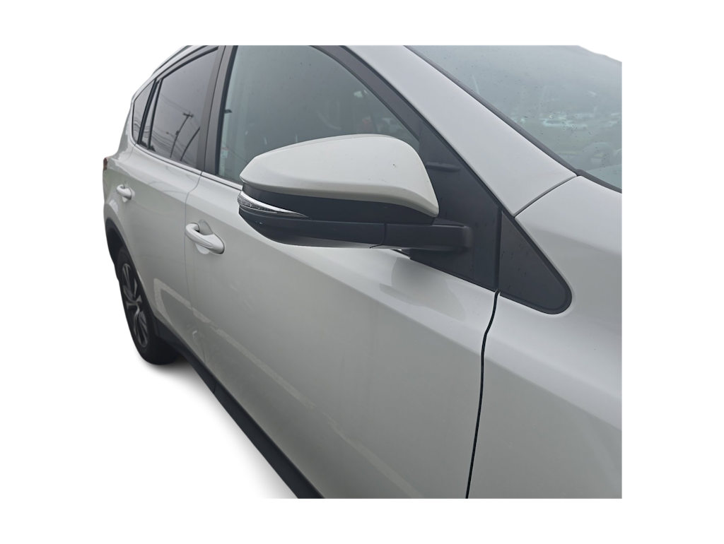 Thumbnail: 2015 Toyota RAV4 - 24
