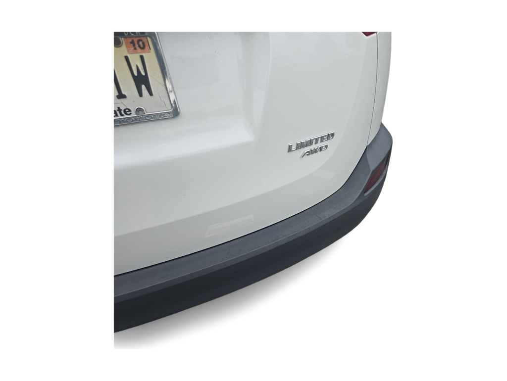 Thumbnail: 2015 Toyota RAV4 - 14