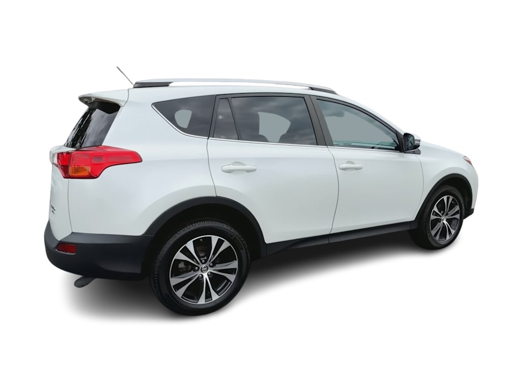 Thumbnail: 2015 Toyota RAV4 - 23