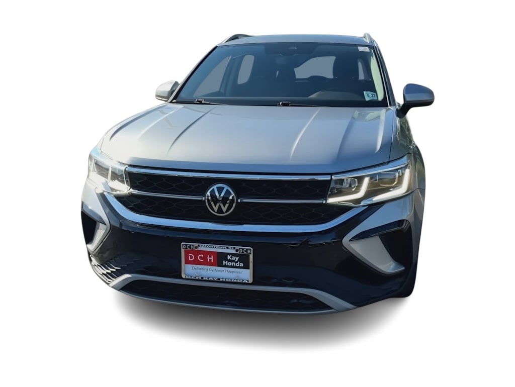 Thumbnail: 2022 Volkswagen Taos - 6