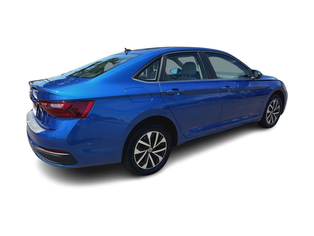 Thumbnail: 2023 Volkswagen Jetta - 22