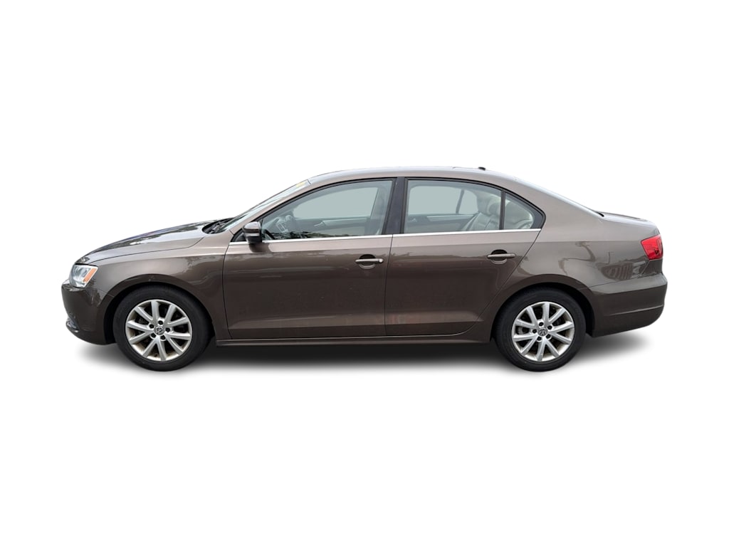 Thumbnail: 2014 Volkswagen Jetta - 3
