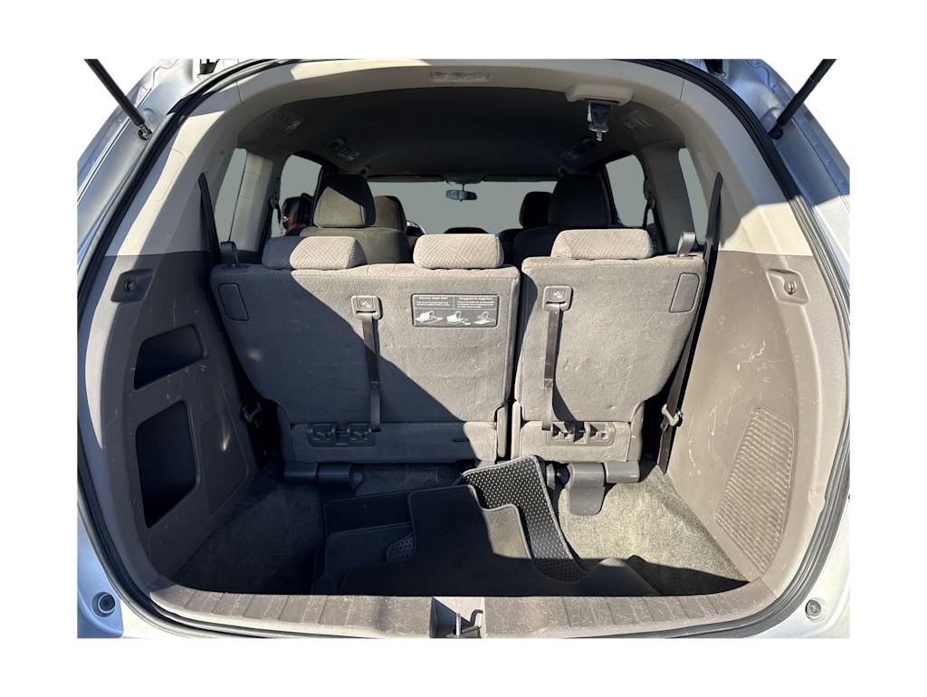 2014 Honda Odyssey LX 17