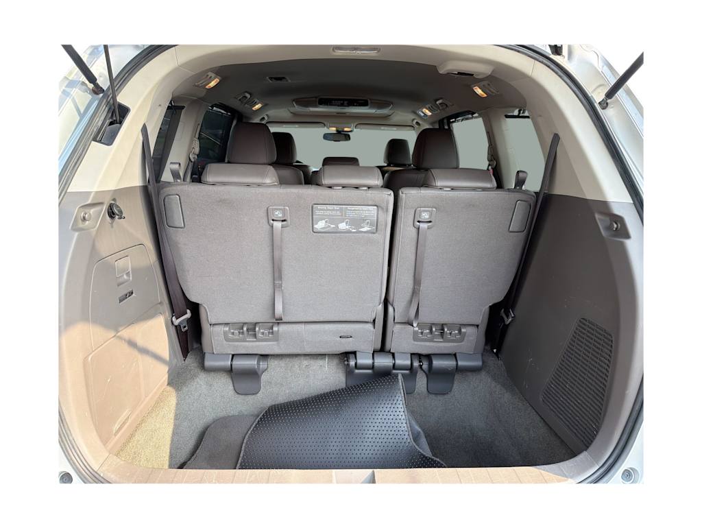 Thumbnail: 2015 Honda Odyssey - 18
