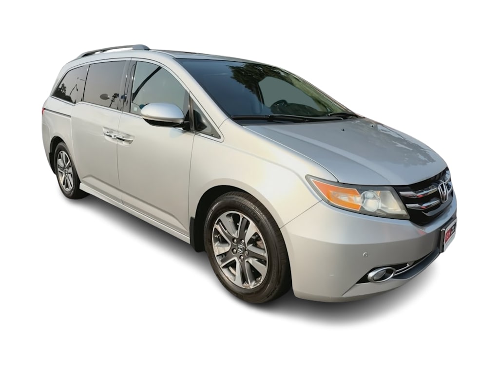 Thumbnail: 2015 Honda Odyssey - 21