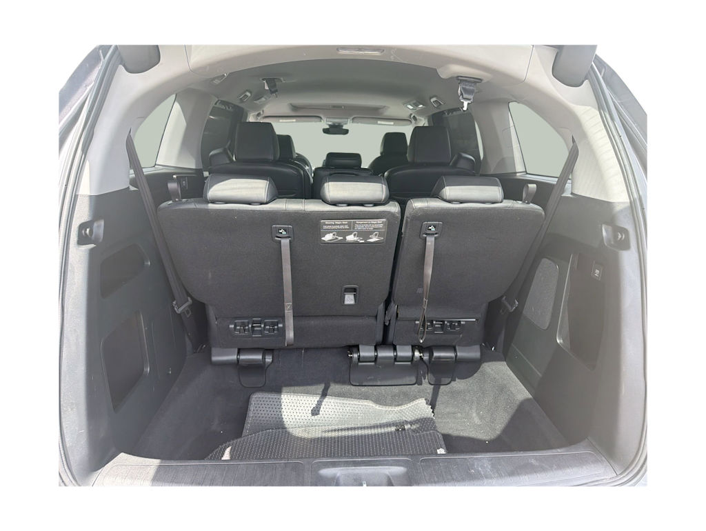 Thumbnail: 2023 Honda Odyssey - 17