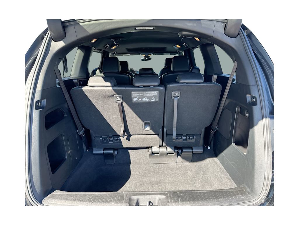 Thumbnail: 2023 Honda Odyssey - 16