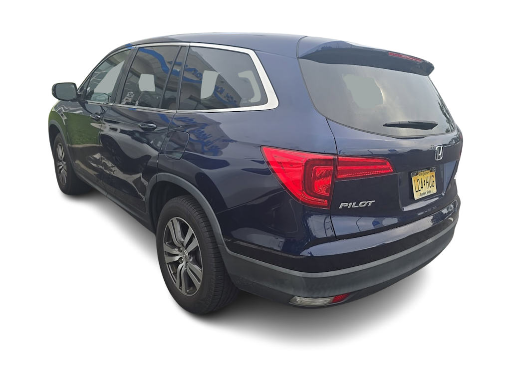Thumbnail: 2017 Honda Pilot - 3