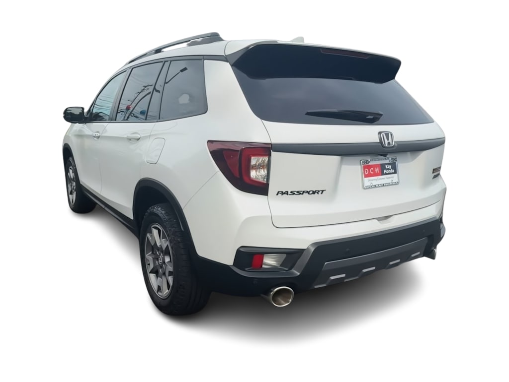 Thumbnail: 2023 Honda Passport - 4