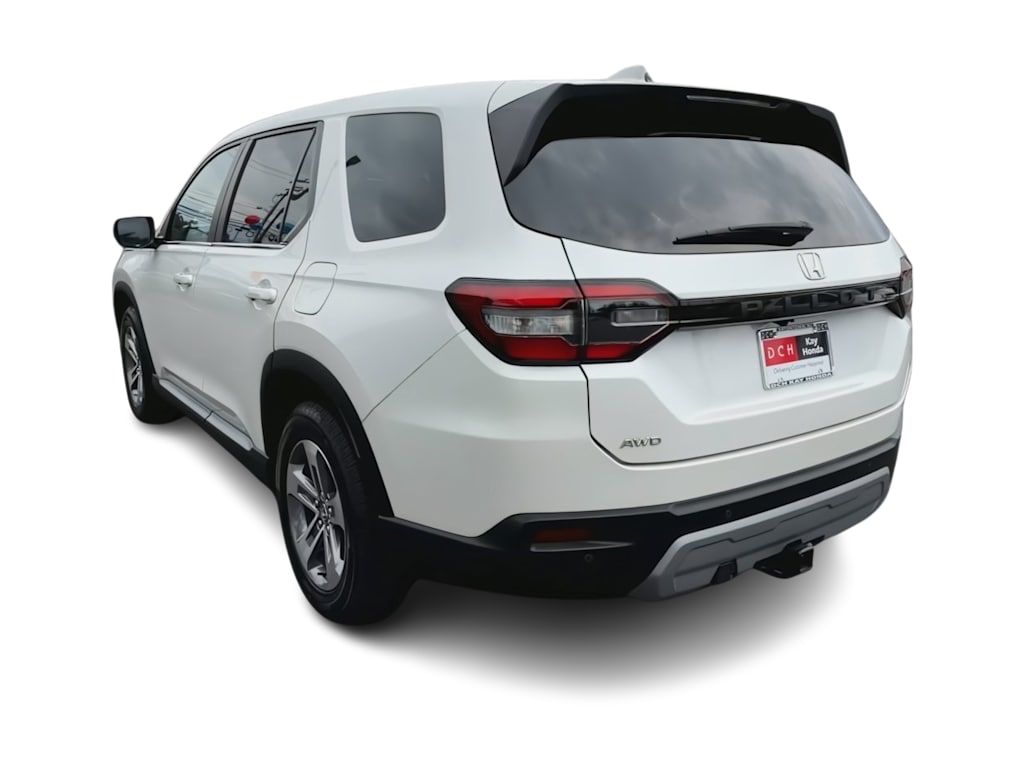 Thumbnail: 2023 Honda Pilot - 4
