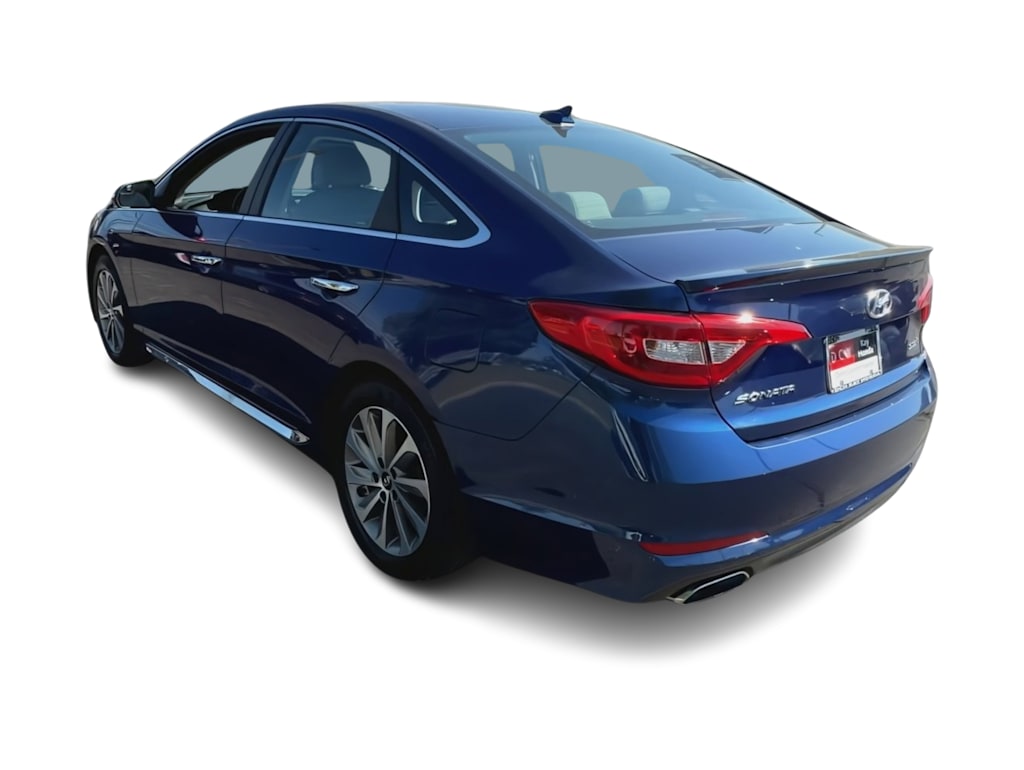 Thumbnail: 2017 Hyundai Sonata - 4