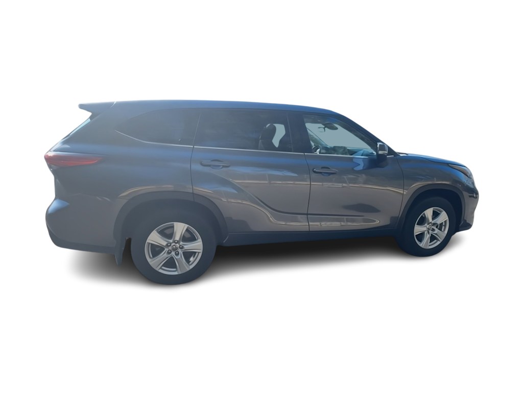 2022 Toyota Highlander LE 25