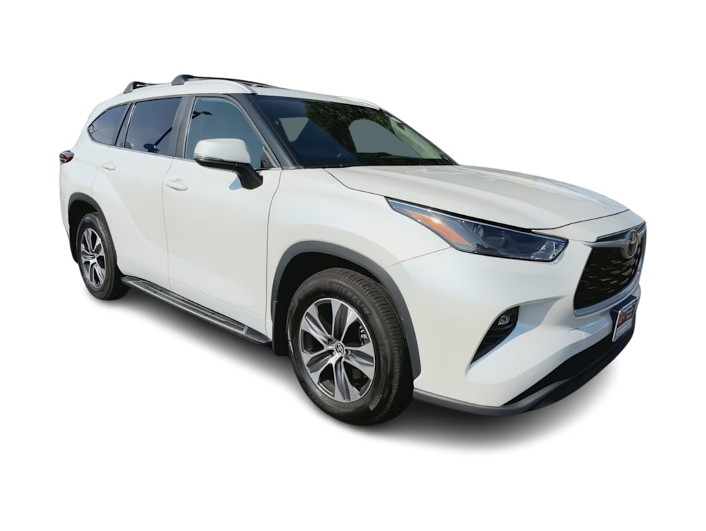 Thumbnail: 2024 Toyota Highlander - 21