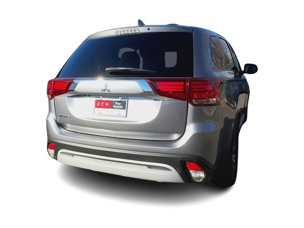 2020 Mitsubishi Outlander SE 20