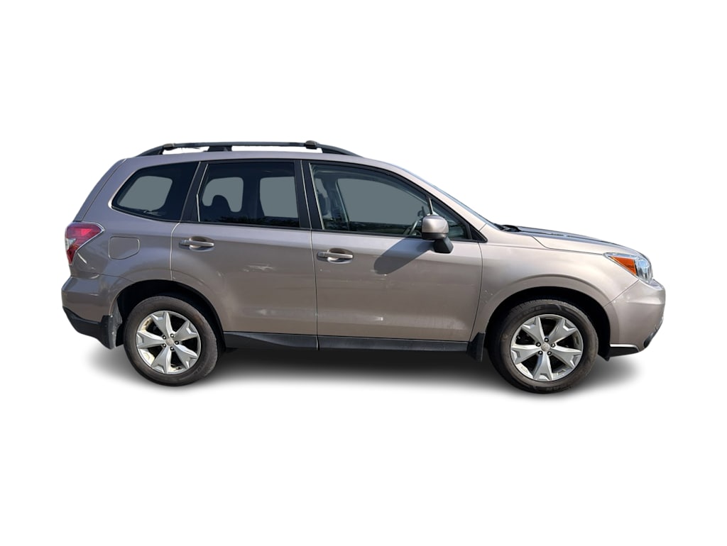 Thumbnail: 2015 Subaru Forester - 16