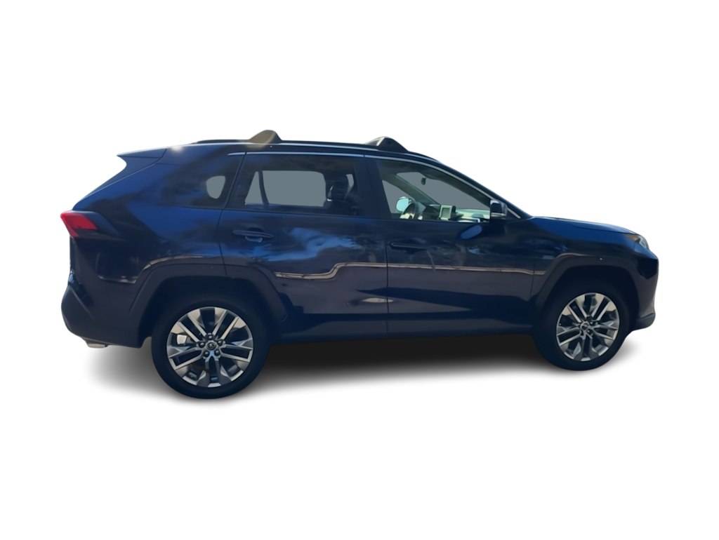 2019 Toyota RAV4 XLE Premium 24