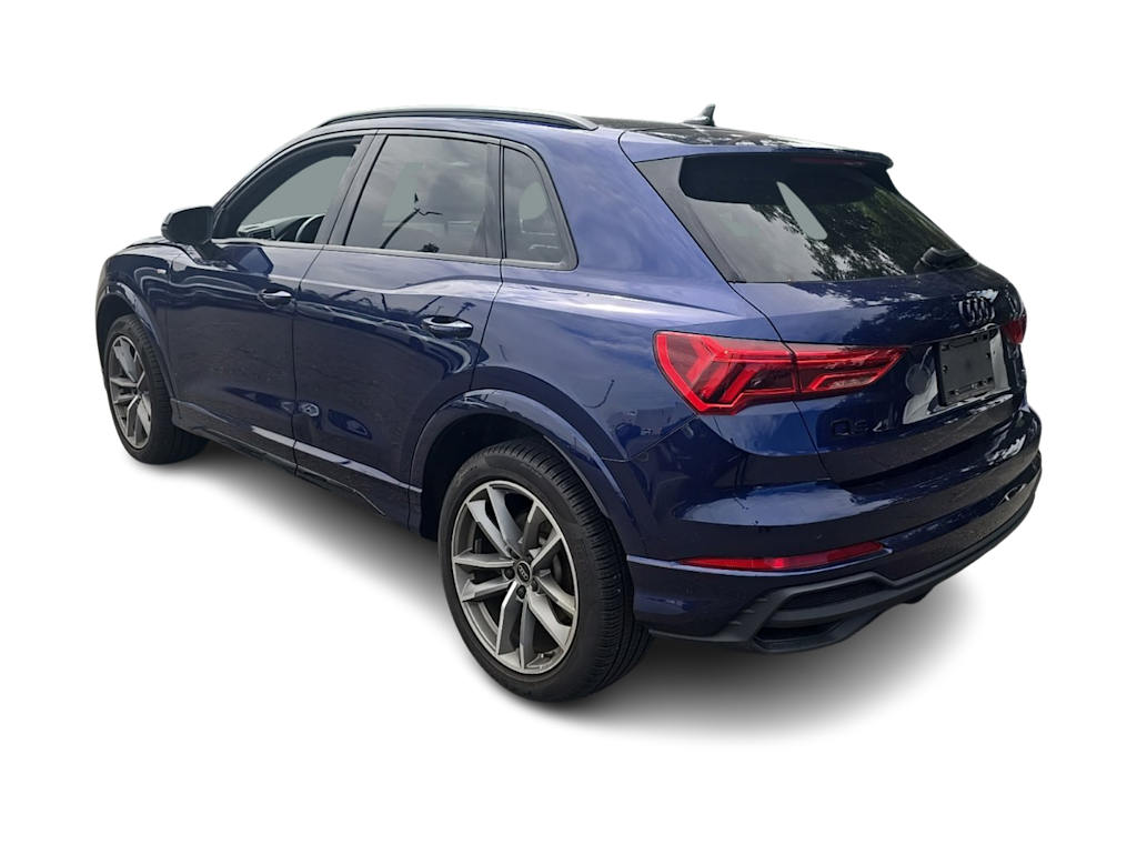 Thumbnail: 2024 Audi Q3 - 4