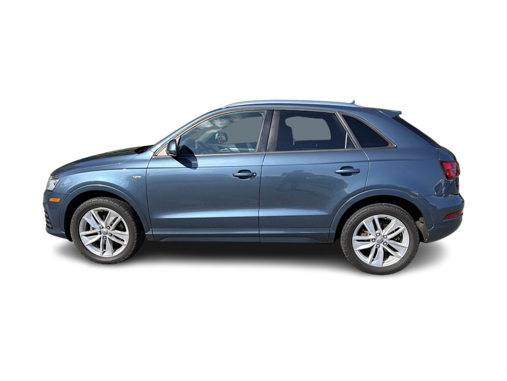 Thumbnail: 2018 Audi Q3 - 3