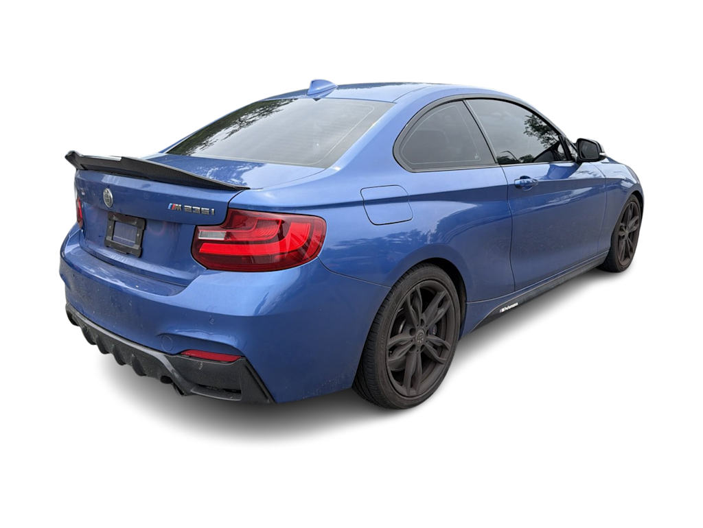 Thumbnail: 2015 BMW 2 Series - 13
