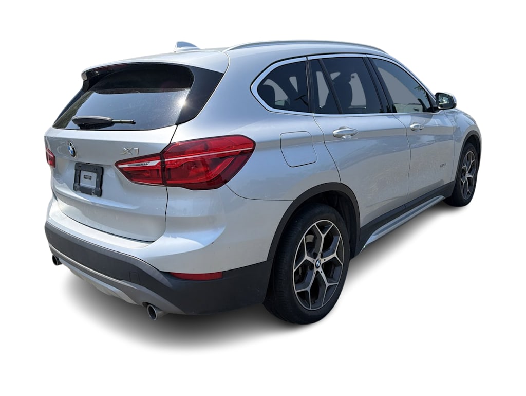 Thumbnail: 2018 BMW X1 - 14