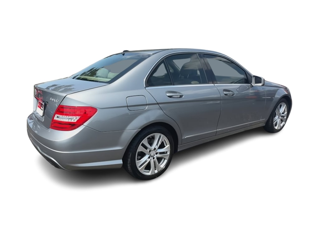 Thumbnail: 2014 Mercedes-Benz C-Class - 21