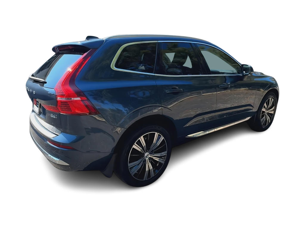 Thumbnail: 2022 Volvo XC60 - 22