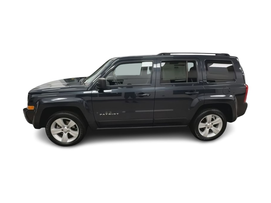 Thumbnail: 2014 Jeep Patriot - 3