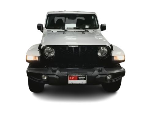Thumbnail: 2023 Jeep Gladiator - 4