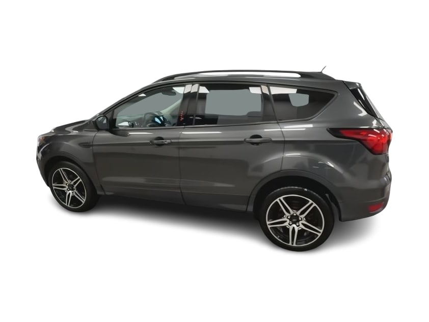 Thumbnail: 2019 Ford Escape - 19