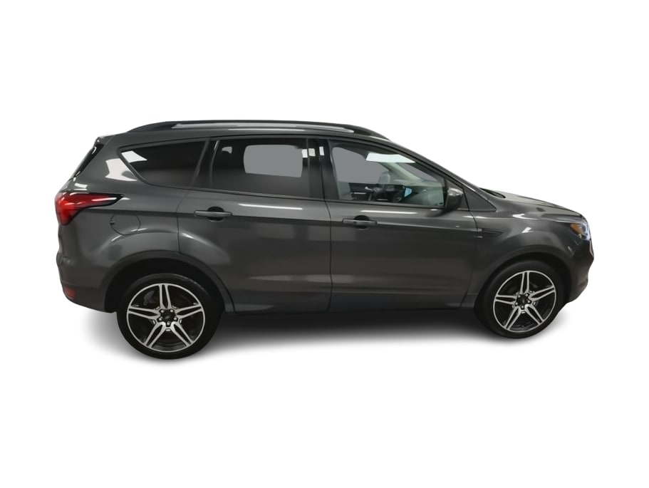 Thumbnail: 2019 Ford Escape - 21