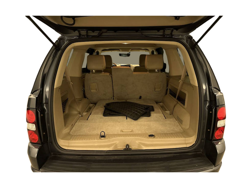 Thumbnail: 2010 Ford Explorer - 15