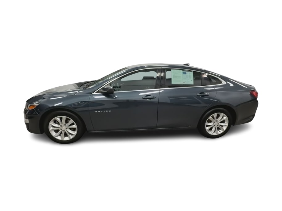 Thumbnail: 2019 Chevrolet Malibu - 3
