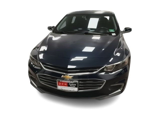 Thumbnail: 2016 Chevrolet Malibu - 4