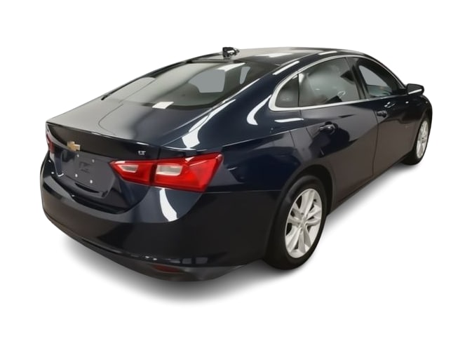 Thumbnail: 2016 Chevrolet Malibu - 20