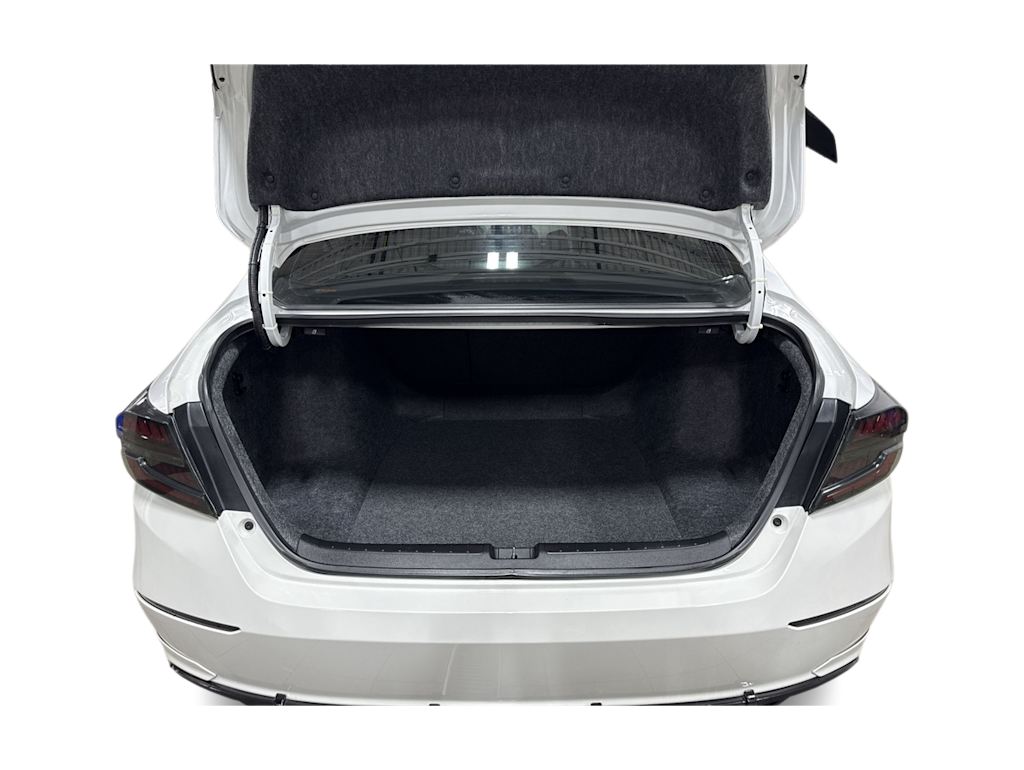 Thumbnail: 2022 Honda Accord - 16